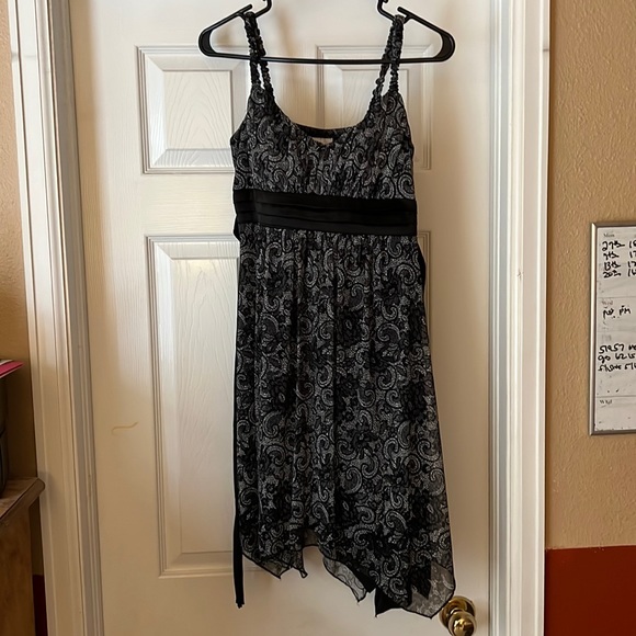 Dress new large (junior) - Picture 1 of 4